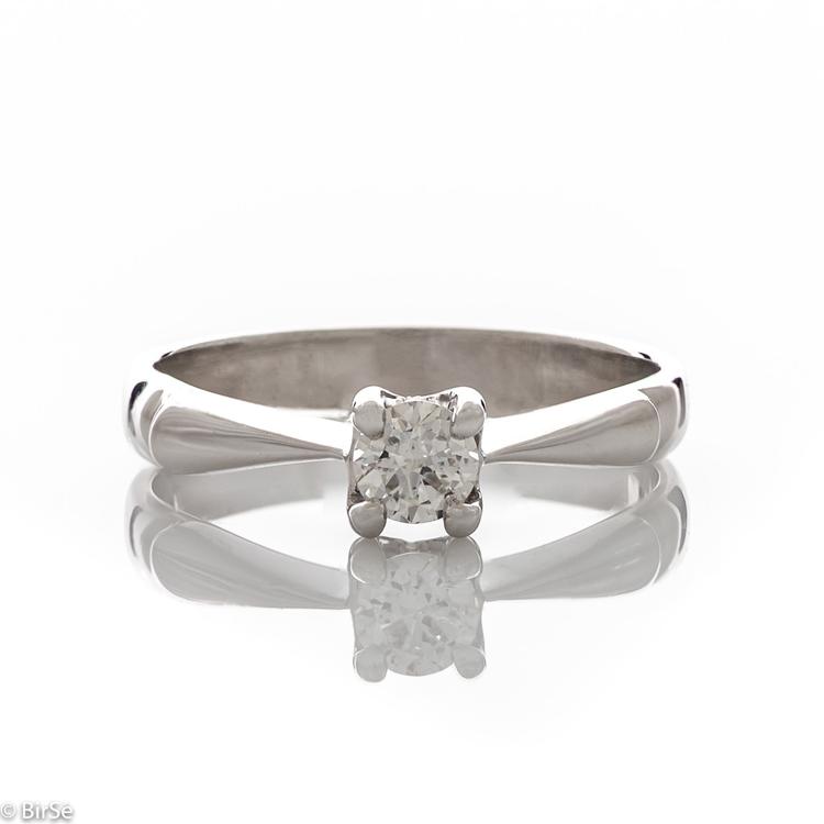 Златен годежен пръстен с диамант - 0,300 ct.