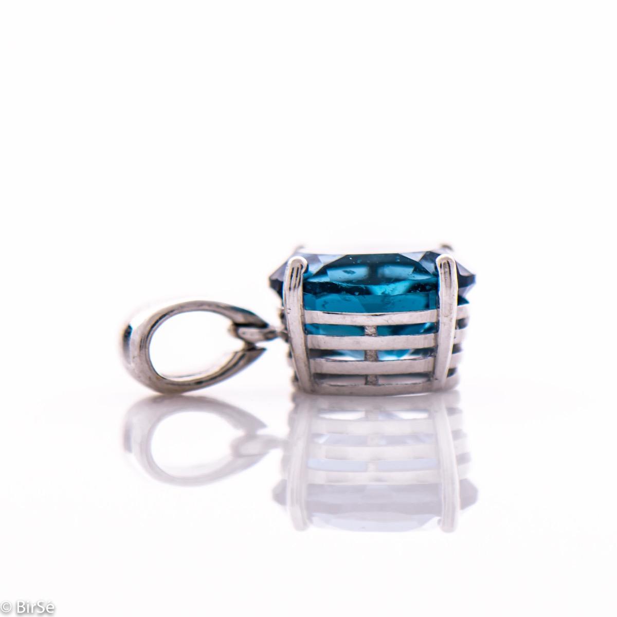 Златна висулка - Естествен Лондон топаз