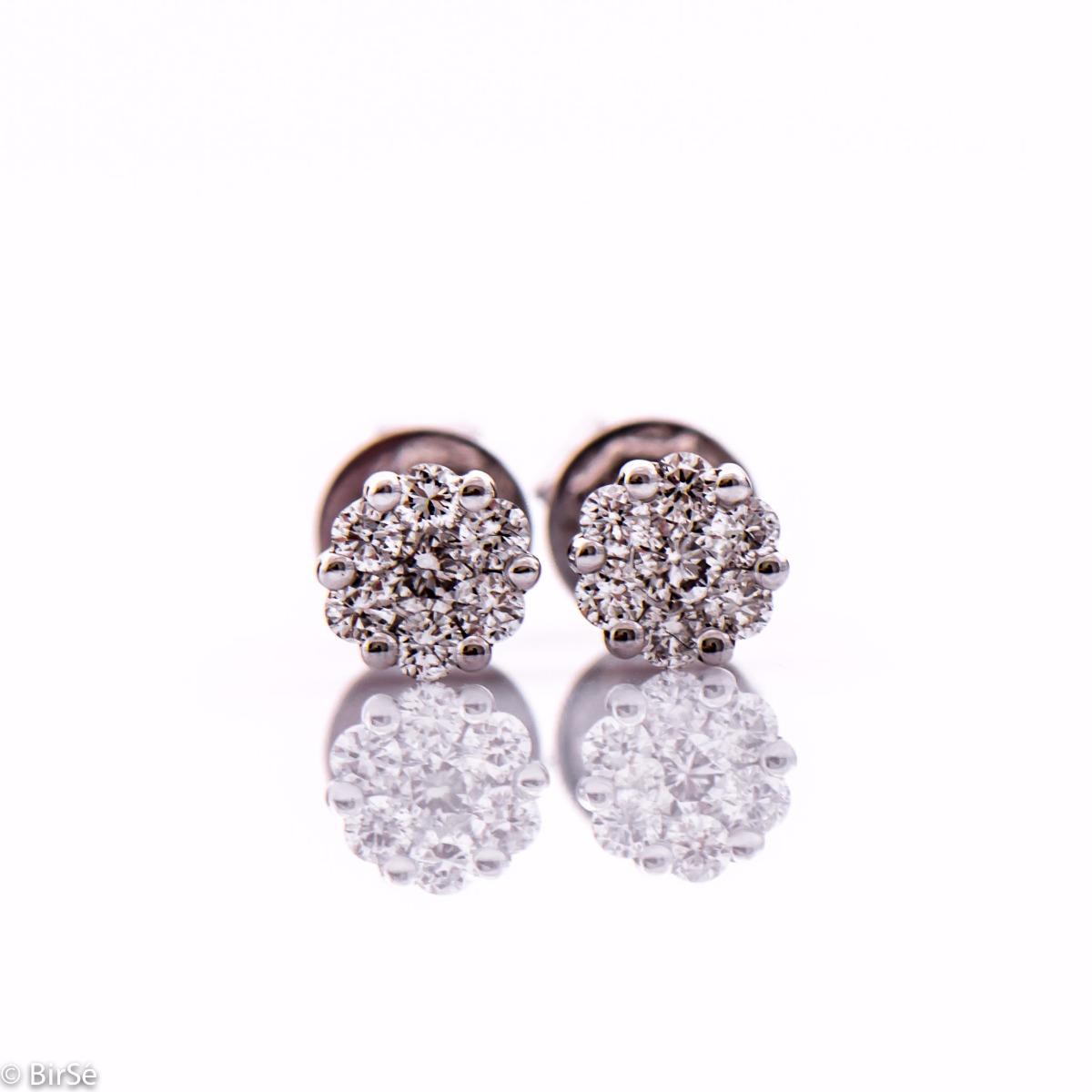 Стилно-елегантни Златни Обеци с Бляскави Диаманти