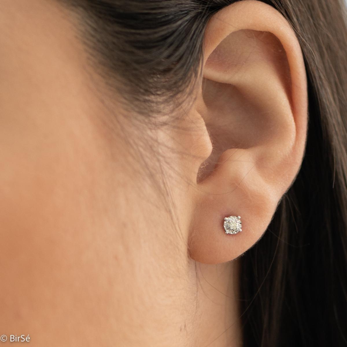 Златни обеци с Диаманти