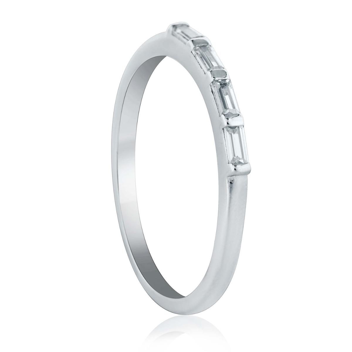 Нежен Сребърен Пръстен с Циркони