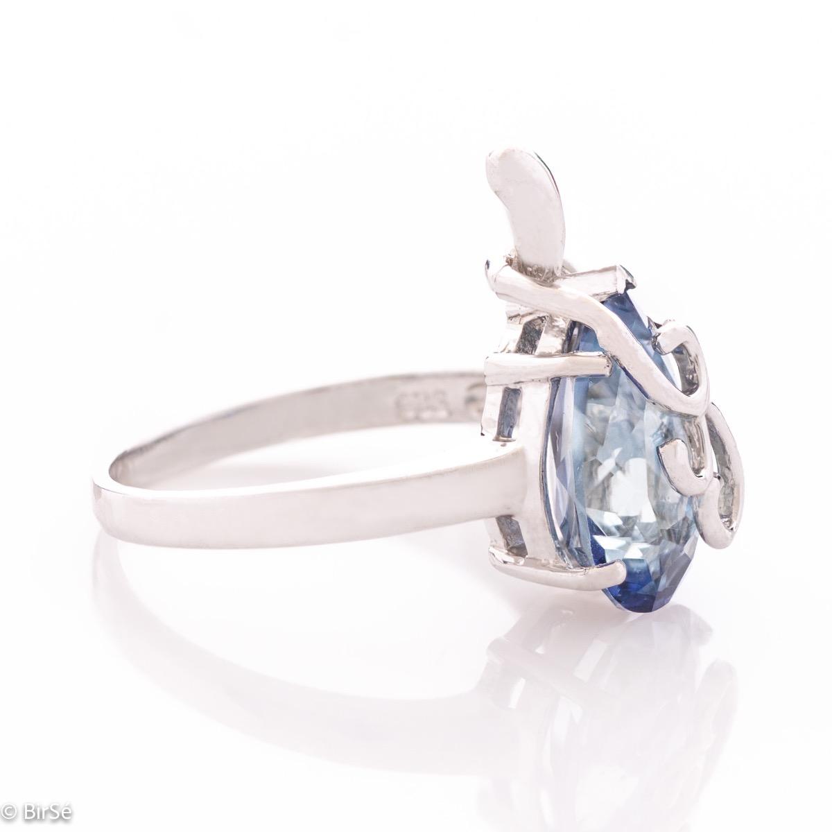 Сребърен пръстен - Естествен син мистик топаз 8,50 ct.