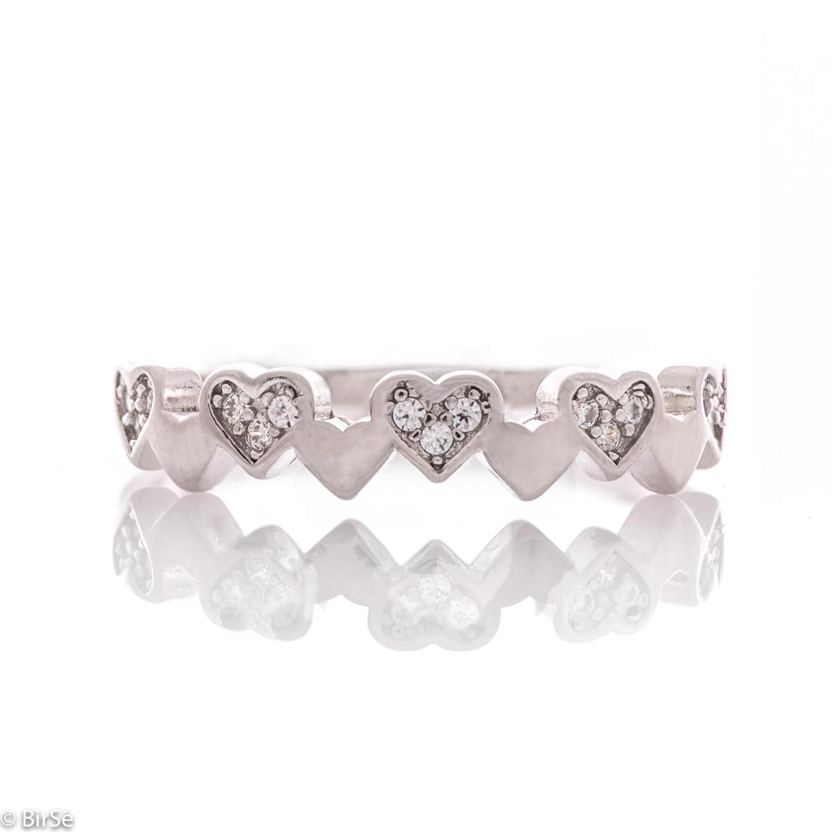 Сребърен Пръстен с Нежни Сърца