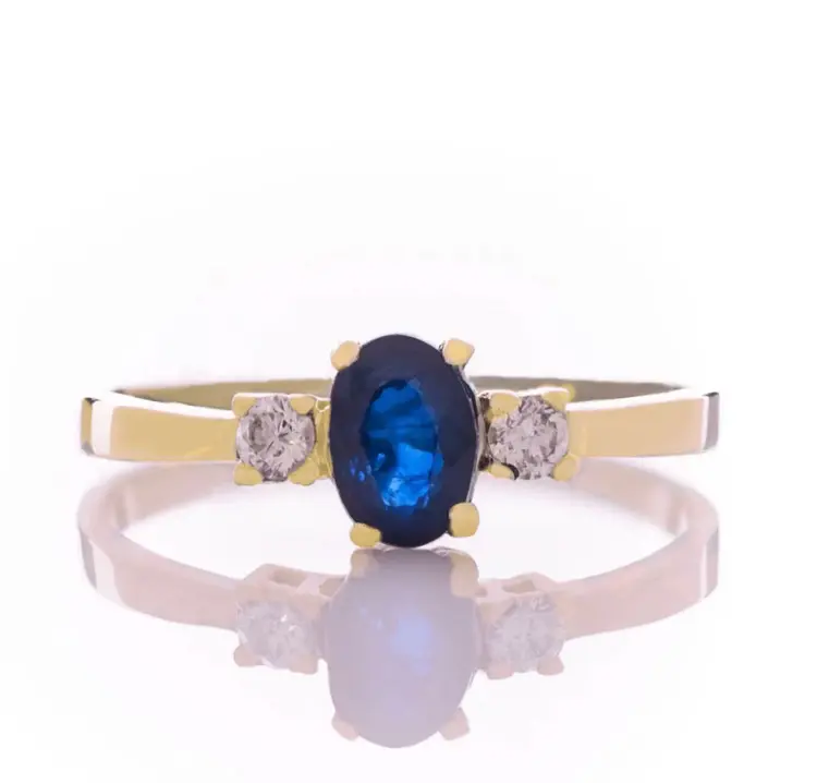 Златен пръстен - Естествен сапфир и диамант