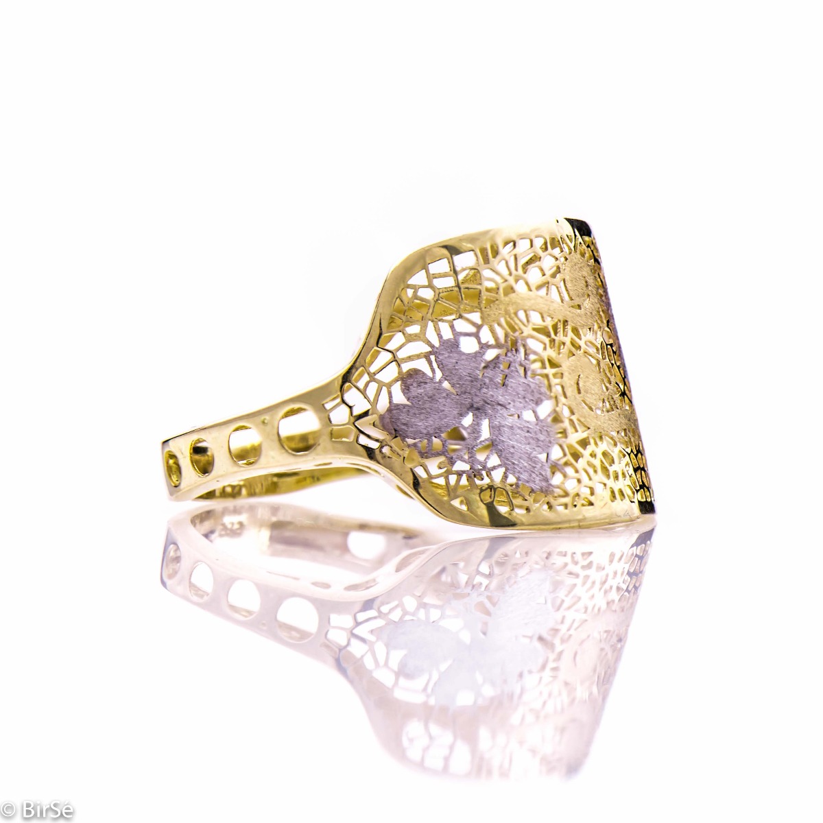 Златен пръстен - Пеперуден полъх