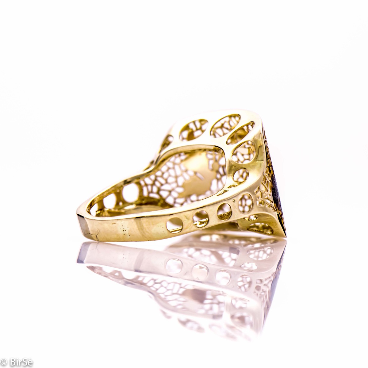 Златен пръстен - Пеперуден полъх