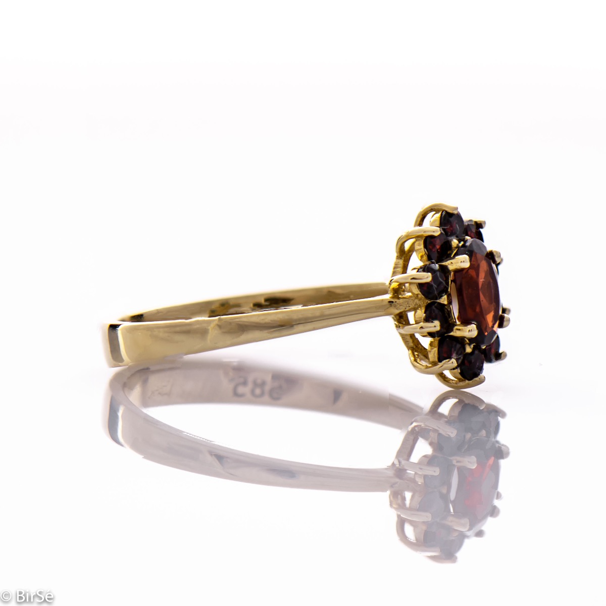 Златен пръстен - Гранат