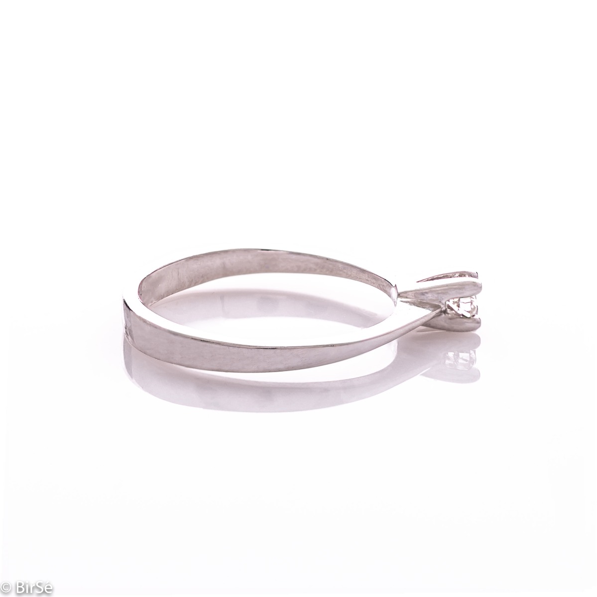 Златен годежен пръстен с диамант - 0,110 ct.