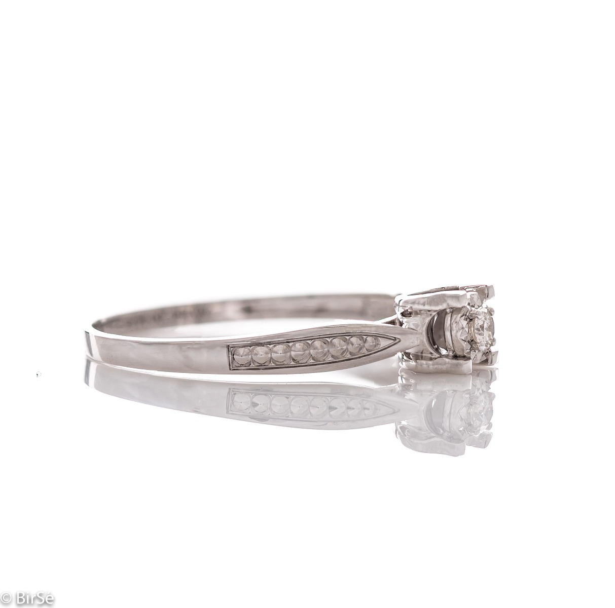 Годежен пръстен злато с диамант - 0,041 ct.