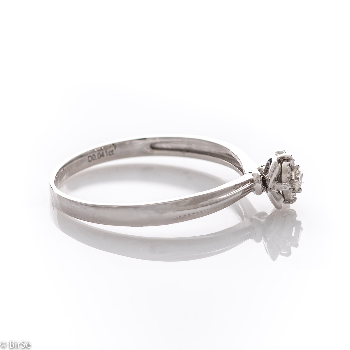 Годежен златен пръстен с диамант - 0,041 ct.