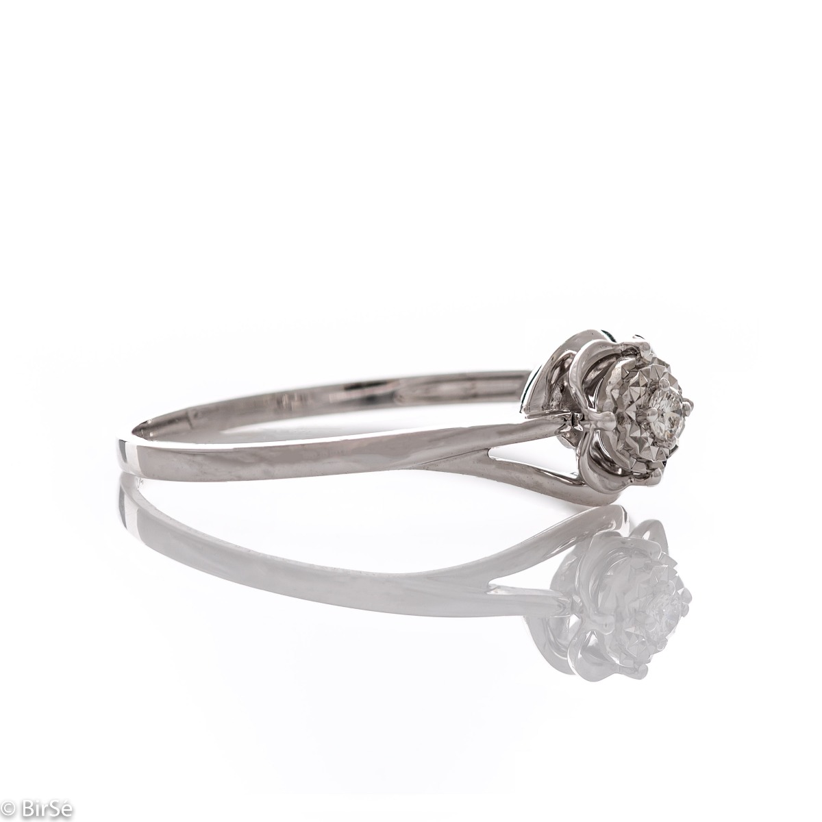 Златен годежен пръстен с диамант - 0,028 ct.