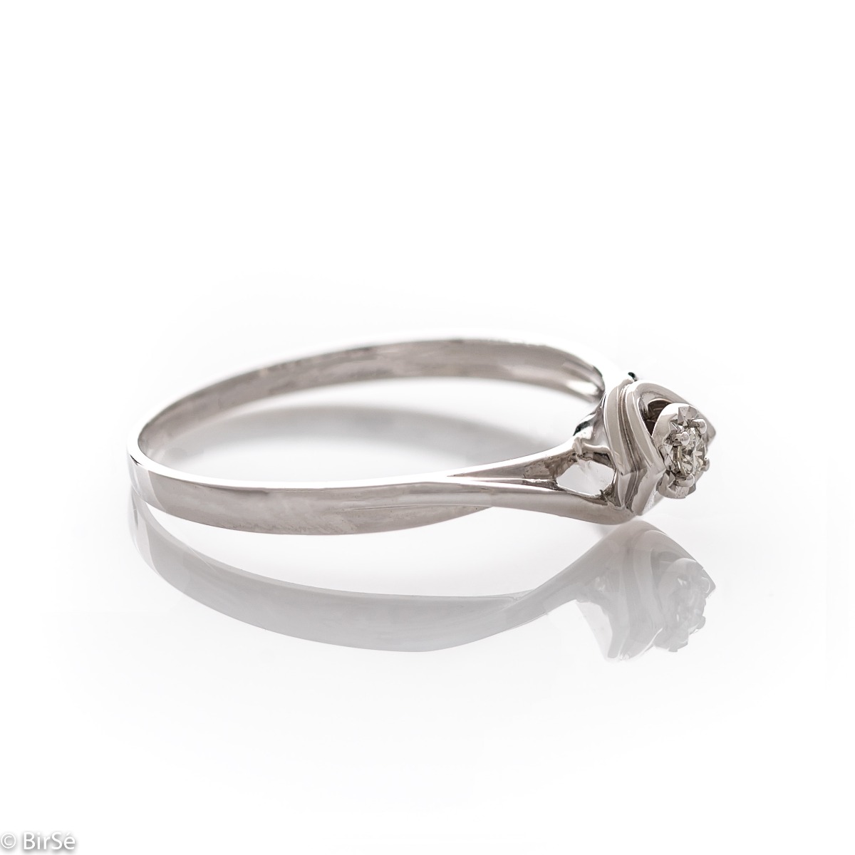 Годежен пръстен злато с диамант - 0,013 ct.