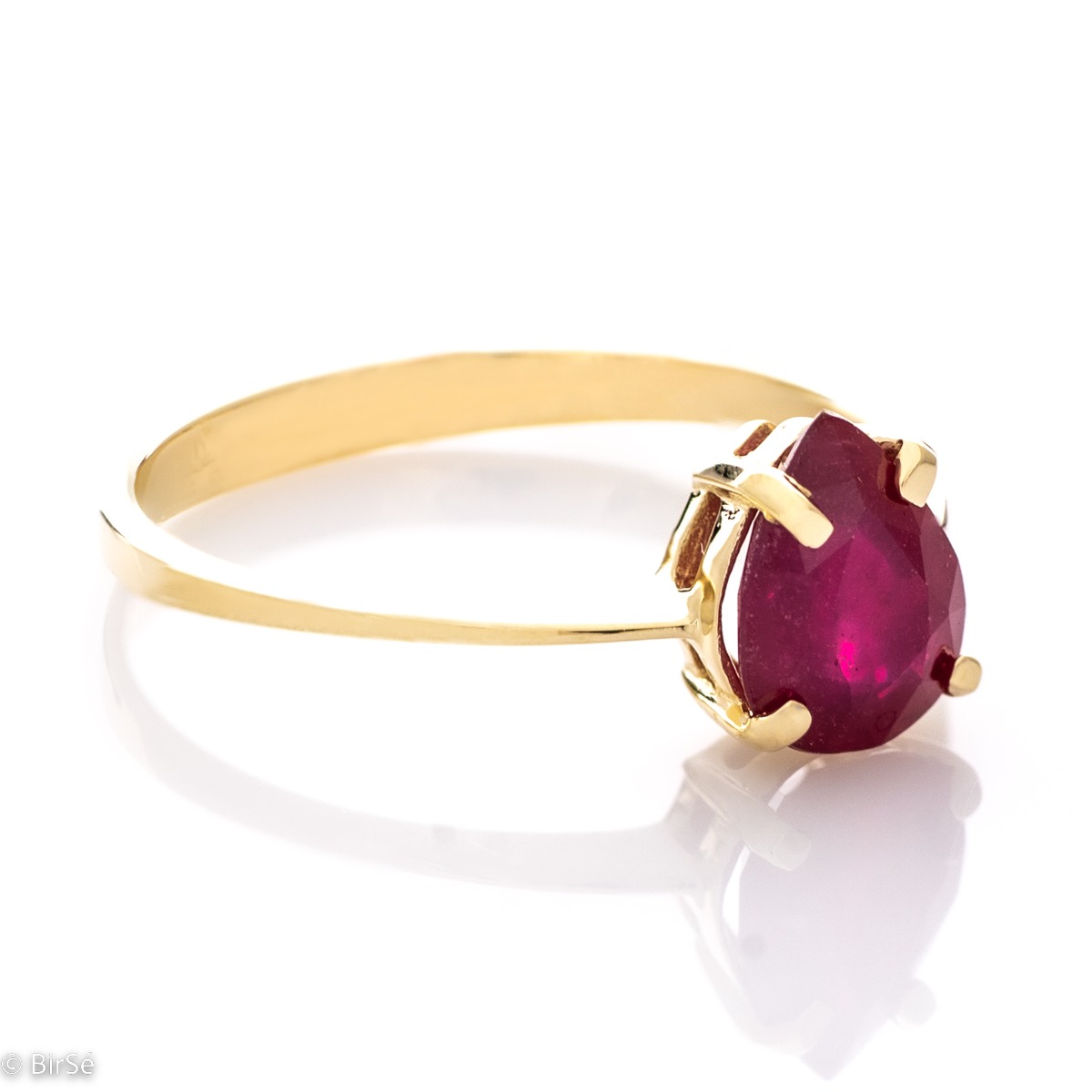 Златен пръстен - Естествен Рубин Капка 1,80 ct.