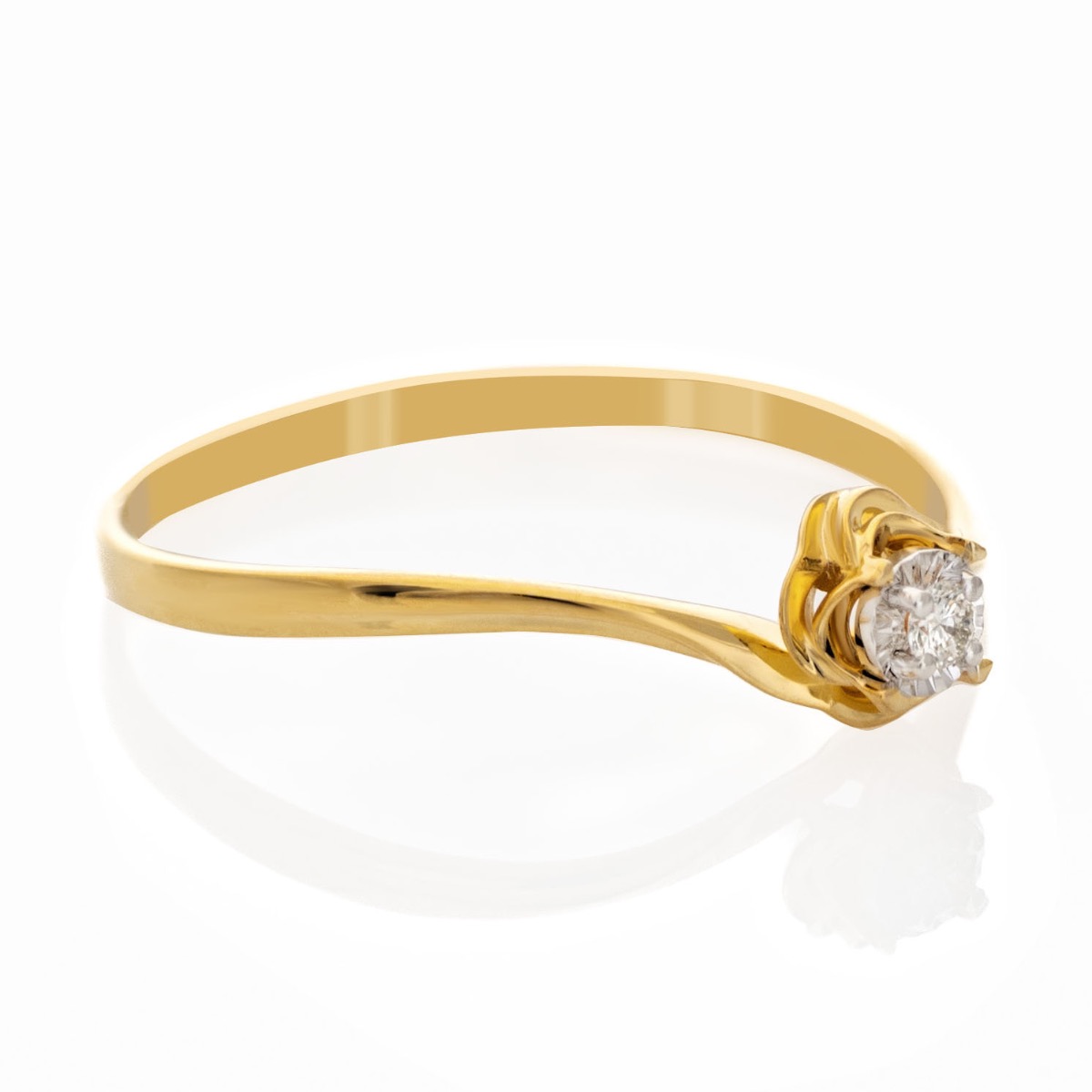 Годежен златен пръстен с Диамант - 0.021ct.