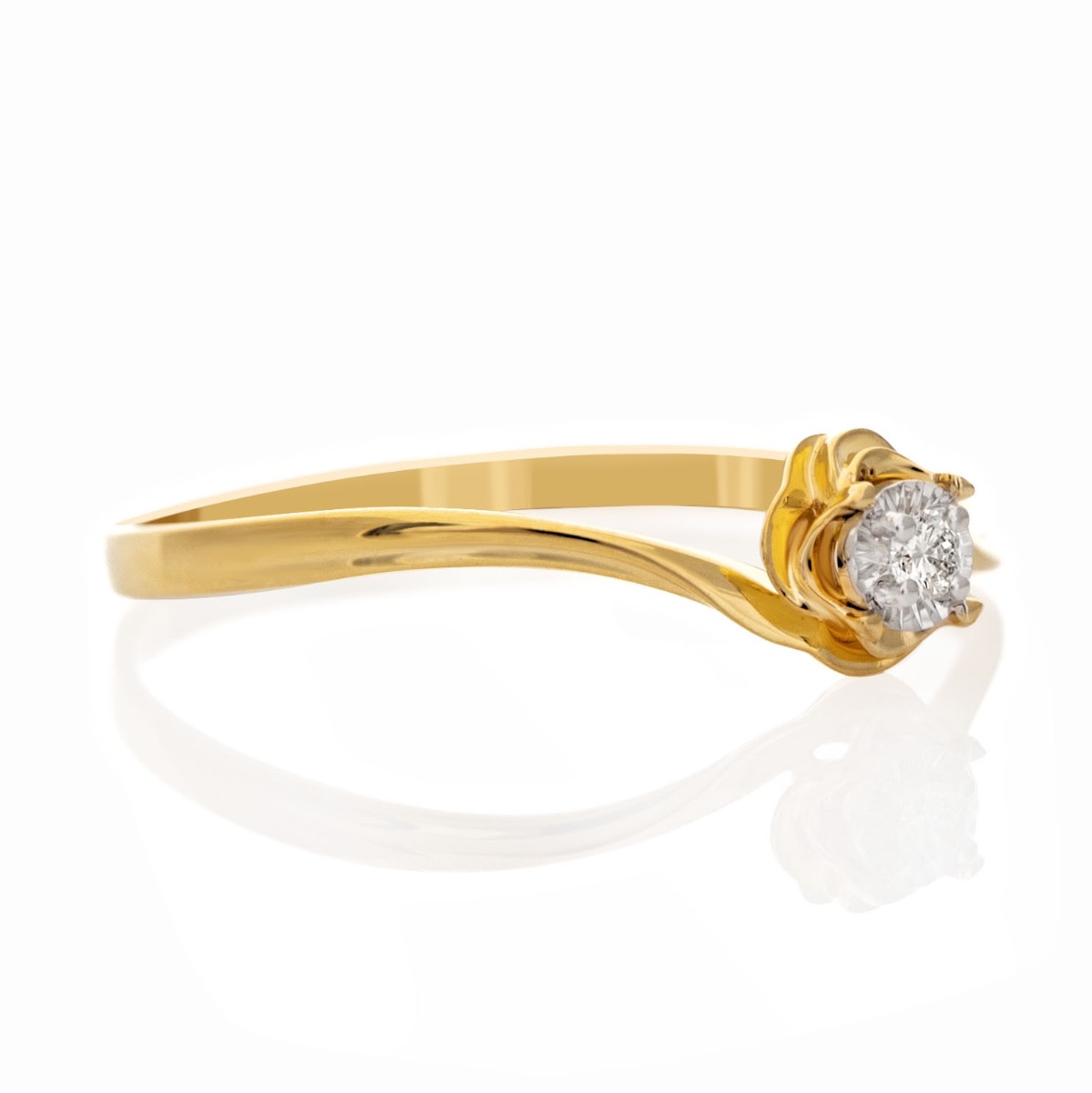 Годежен златен пръстен с Диамант - 0.021ct.