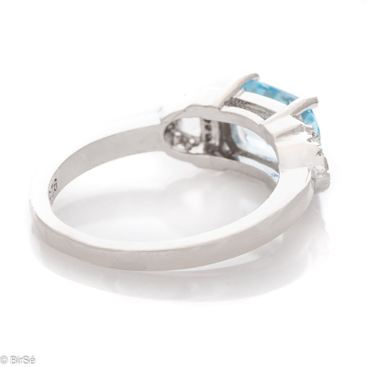 Сребърен пръстен - Естествен Син Топаз 1,60 ct.