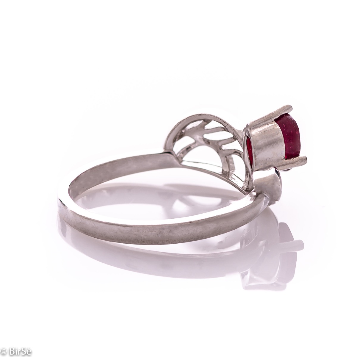 Сребърен пръстен - Естествен рубин 0,50 ct