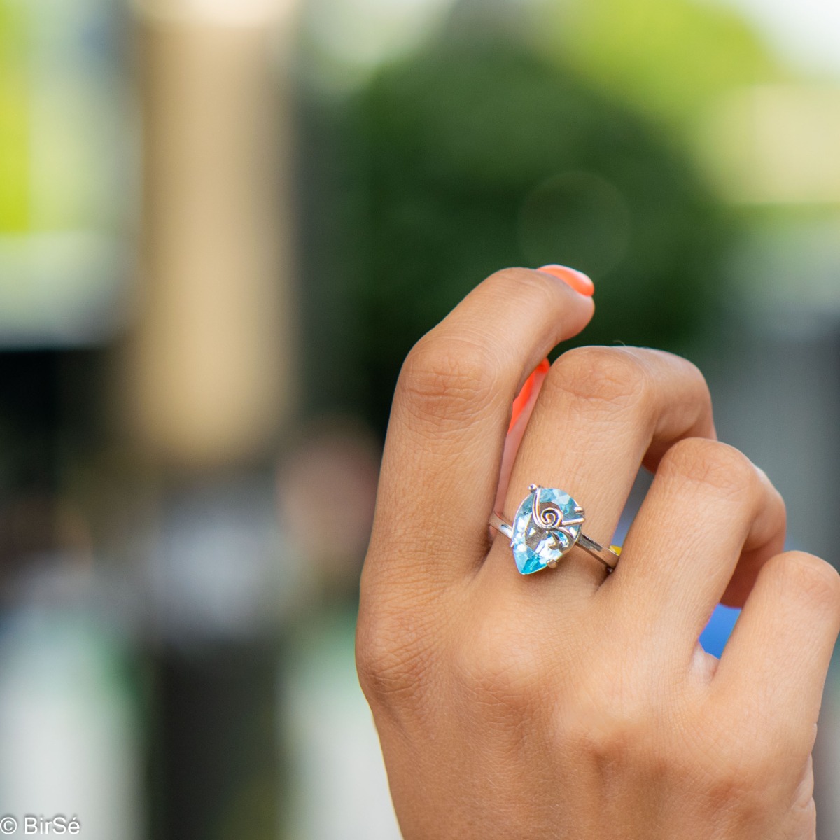 Сребърен пръстен - Естествен син топаз 8.50 ct 