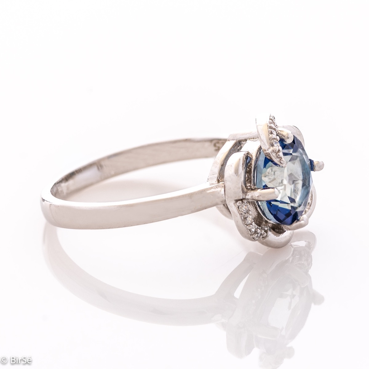 Сребърен пръстен - Естествен син мистик топаз 2,50 ct. 