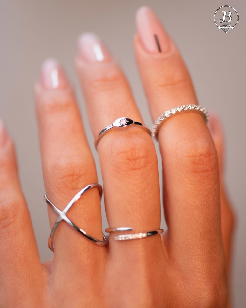 Сребърен пръстен - Изящни Циркони