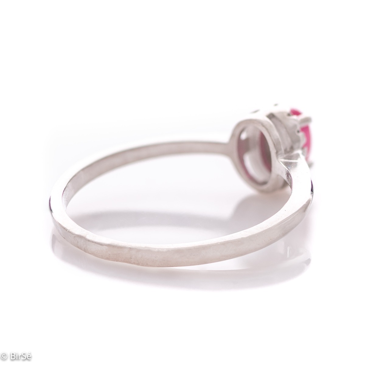 Сребърен пръстен - Естествен Рубин 0,35 ct.