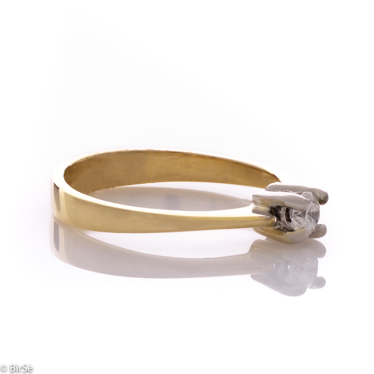 Златен годежен пръстен с диамант - 0,163 ct.