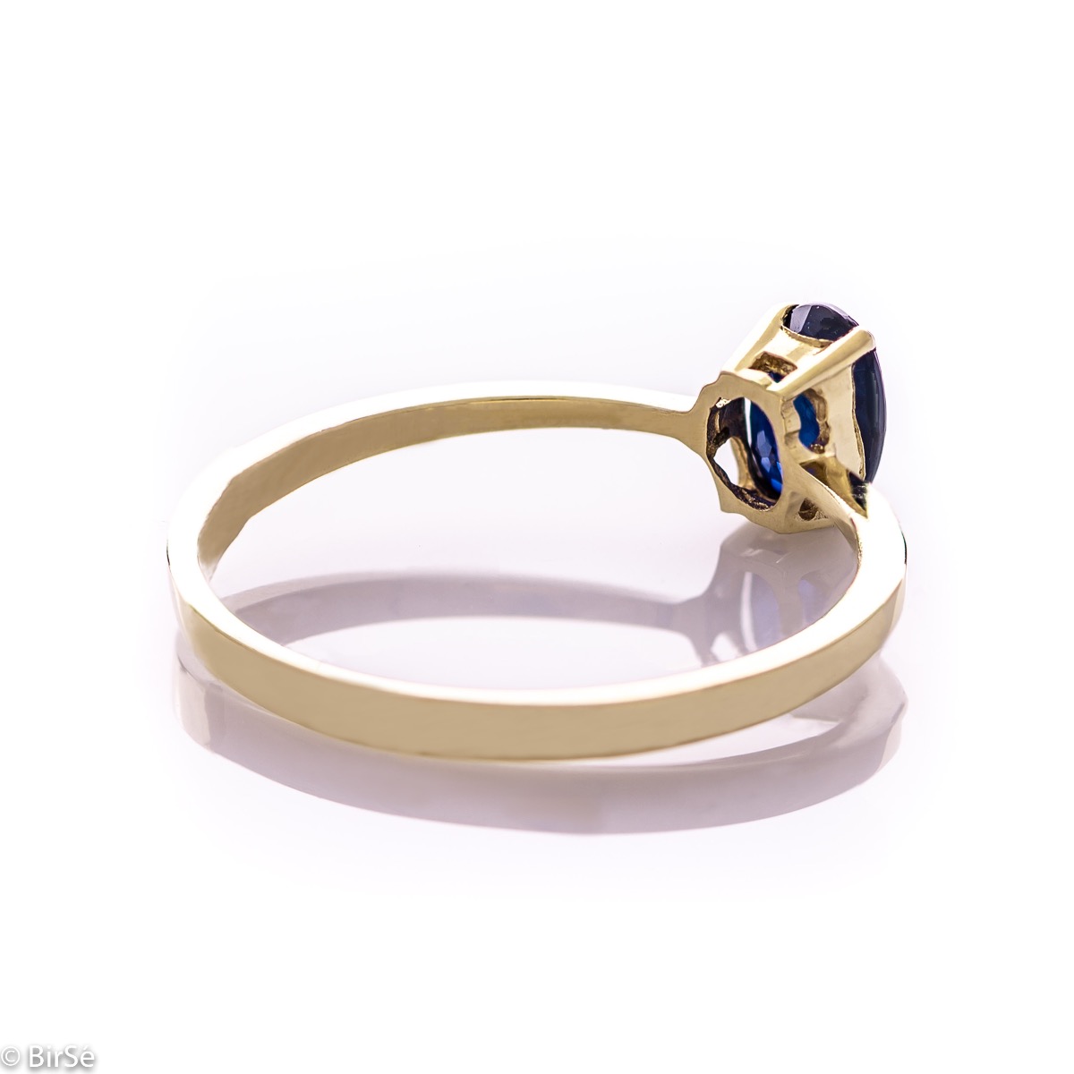 Златен пръстен - Естествен сапфир 0,60 ct