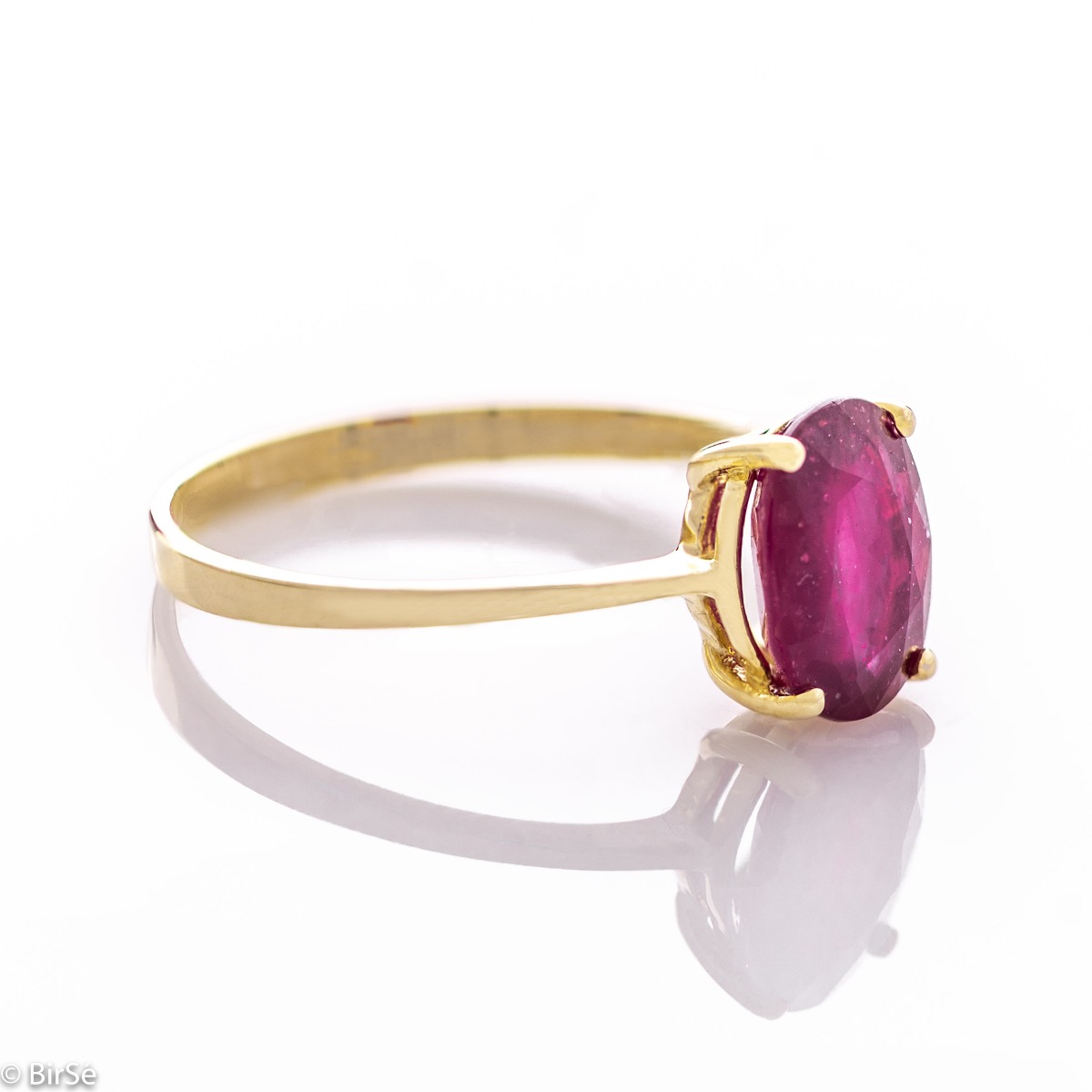 Златен пръстен с Естествен Рубин 2,00 ct.